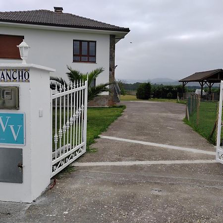 Villa El Rancho Busto - Luarca Esterno foto